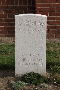 Les Baraques Military Cemetery Sangatte - Chang Yu Pu, 